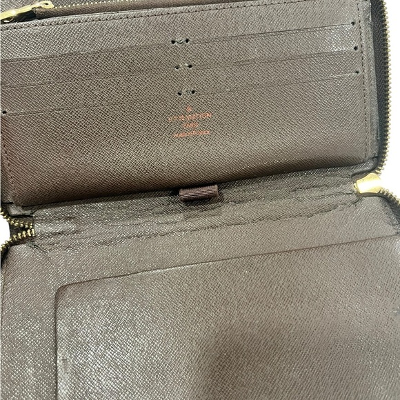 LOUIS VUITTON | Zip Around Organizer | Long Wallet Damier Ebene, Brown | Coated - Picture 9 of 16